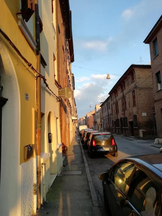 Apartament Over The Rainbow - Cozy Studio In The Centre Of Ferrara Zewnętrze zdjęcie
